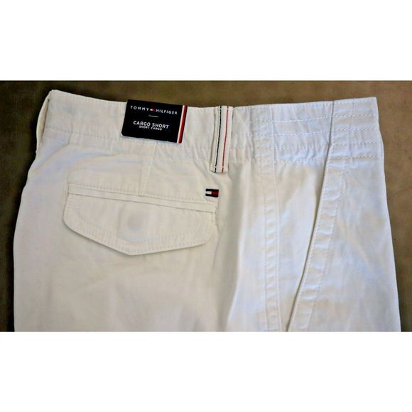 Tommy Hilfiger Men's Sz 40 Bright White 6-Pocket Cotton 10" Cargo Shorts $70 - Picture 4 of 8